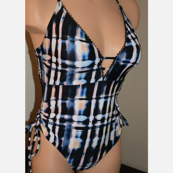 Brand New Lucky Brand Multi-Coloured One-Piece Swimsuit - Picture 11 of 14